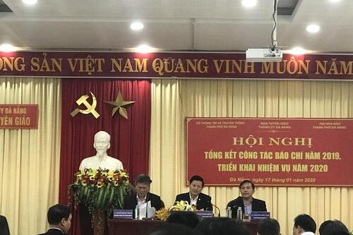 Báo chí luôn đồng hành cùng sự phát triển TP Báo chí luôn đồng hành cùng sự phát triển TP