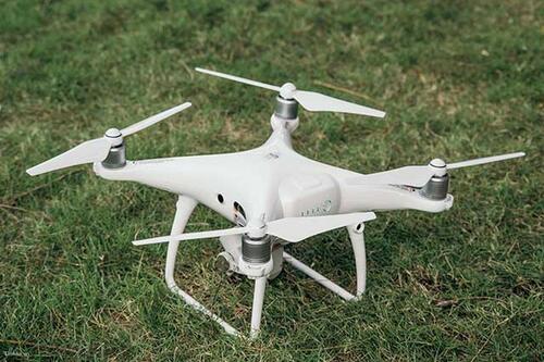 Sở hữu flycam phải khai báo và không được hoạt động gần sân bay Sở hữu flycam phải khai báo và không được hoạt động gần sân bay