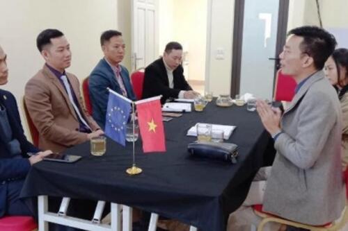 Gỡ nút thắt cho startup Việt Gỡ nút thắt cho startup Việt