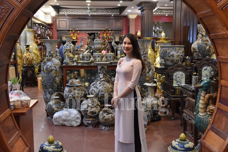 Sắc thái riêng độc đáo gốm Bát Tràng sac thai rieng doc dao gom bat trang