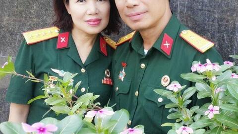 NSƯT Tiến Hợi - Đạm Thuỷ: Chuyện tình giản dị của nghệ sĩ sau sân khấu