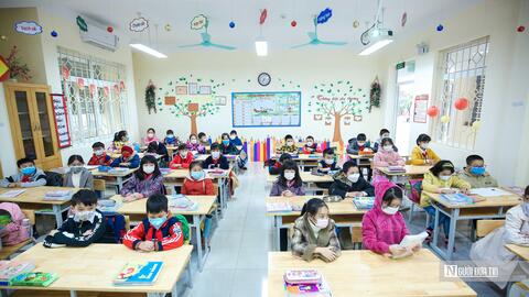Học "tiền lớp 1": Giúp con tự tin hay vì mong muốn của bố mẹ?