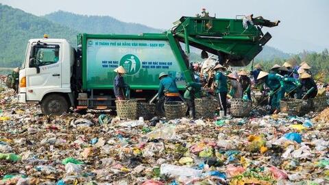 Sẽ xử phạt các doanh nghiệp chưa nộp tiền xử lý chất thải