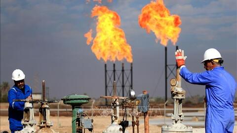 OPEC nâng nguồn cung dầu thô thêm hơn 200.000 thùng/ngày