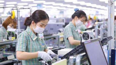 VCCI kiến nghị giải pháp gỡ "điểm nghẽn" để phục hồi và phát triển doanh nghiệp