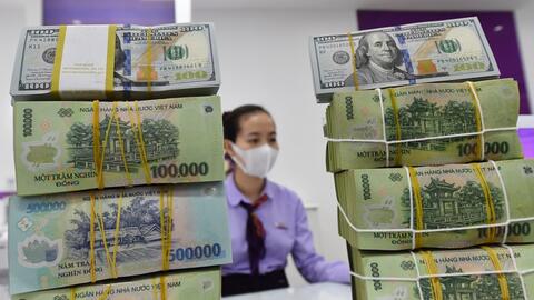 Soi “núi tiền” của top 10 doanh nghiệp tỷ USD trên sàn chứng khoán