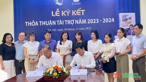 Hỗ trợ 400 triệu đồng cho trẻ em tỉnh Hà Giang
