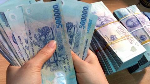 Lao động thấp thỏm, chờ đợi thưởng Tết năm 2024