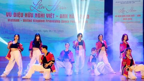 Liên hoan vũ điệu hữu nghị Việt - Anh