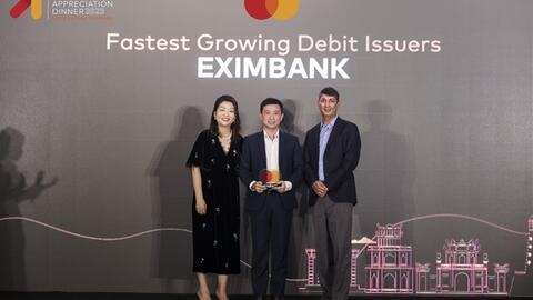 Eximbank đạt Giải thưởng "Fastest Growing Debit Issuers" từ Mastercard