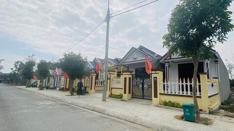Người dân làng vạn chài đón cái Tết đầu tiên "lên bờ"