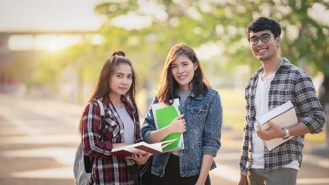 Chuyển tiền du học nhanh chóng và an toàn với mức phí ưu đãi từ LPBank