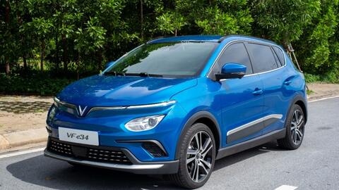 Nghỉ lễ, chỉ cần “xách VF 8 lên và đi”