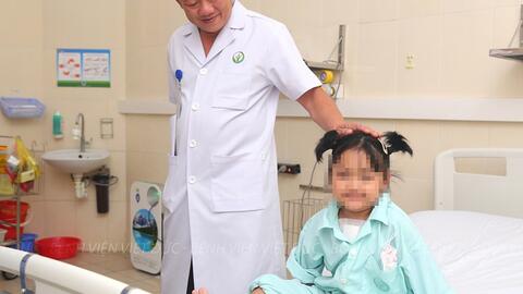 Hồi sinh sự sống diệu kỳ cho bé gái suy tim giai đoạn cuối