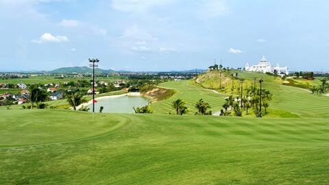 Sân golf Việt Yên thúc đẩy phát triển kinh tế xã hội tại địa phương