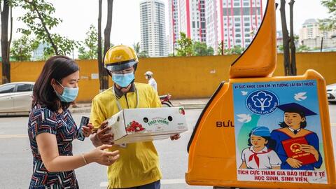 Lập lại công bằng kinh doanh qua thuế thương mại điện tử