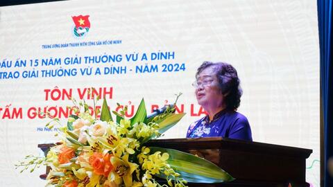 18 tập thể và 21 cá nhân nhận Giải thưởng Vừ A Dính năm 2024