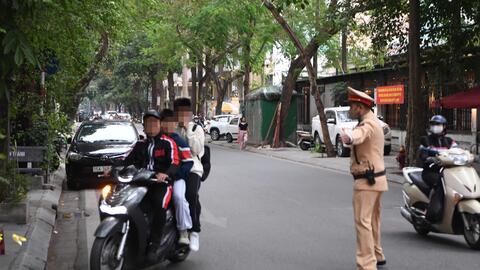 Hà Nội: Gần 2.300 trường hợp học sinh vi phạm giao thông bị xử lý