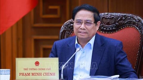 Thủ tướng Phạm Minh Chính: Xây dựng hệ thống đường sắt đô thị tại Hà Nội và TP Hồ Chí Minh theo hướng hiện đại