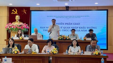 Bộ Công Thương phân giao hạn ngạch nhập khẩu 100.000 tấn đường