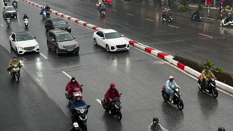 Cảnh báo Hà Nội sắp mưa dông trong 3 giờ tới