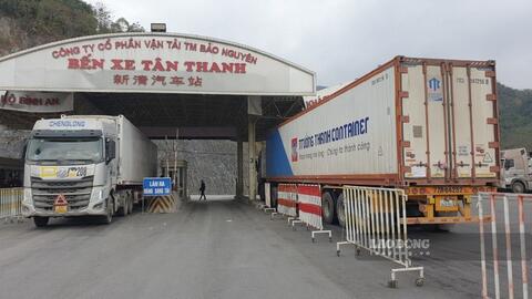 Lạng Sơn: Xuất khẩu tăng mạnh tại cửa khẩu Tân Thanh