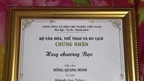 Minh Béo được trao Huy chương ở Liên hoan Kịch nói, Giám khảo nói gì?