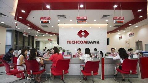 Techcombank dự lãi 27.000 tỷ đồng, năm thứ 11 không chia cổ tức