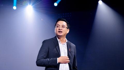 Từng lọt top 15 người giàu nhất sàn chứng khoán, Chủ tịch Yeah1 muốn bán sạch cổ phiếu