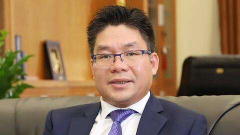 Sở Giao dịch chứng khoán Việt Nam báo lãi lớn, vướng 1.000 tỷ đồng nợ xấu