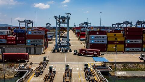 Tp.HCM đề xuất giảm 50% phí cảng biển, DN logistics muốn giảm gần 95%