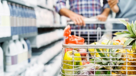 Bán lẻ hàng hóa và dịch vụ tiêu dùng 8 tháng vượt xa mức trước dịch