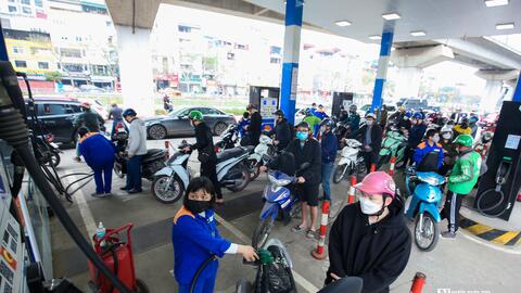 VCCI đề xuất giảm 100% thuế tiêu thụ đặc biệt với xăng