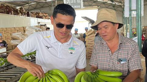 Trồng chuối và chăn heo, bầu Đức thu hơn 15 tỷ mỗi ngày