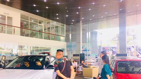 Thị trường ô tô ngược xu hướng, sức mua giảm nhẹ tại cao điểm mua sắm