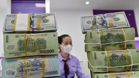 Soi “núi tiền” của top 10 doanh nghiệp tỷ USD trên sàn chứng khoán