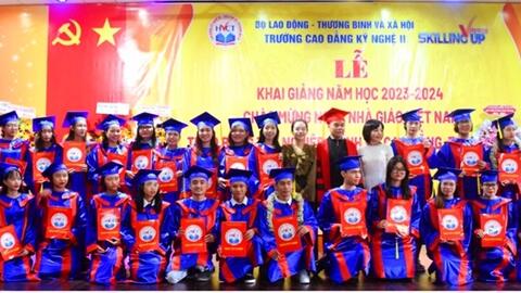 Cựu sinh viên hài lòng về kỹ năng nghề do Trường Cao đẳng Kỹ Nghệ II đào tạo