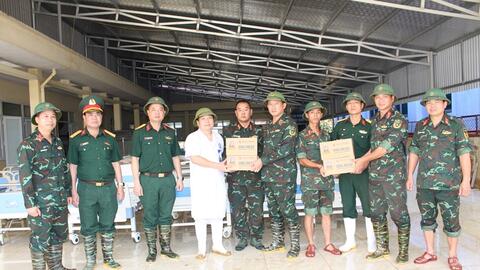 Quân khu 1: Khẩn trương giúp dân khắc phục hậu quả mưa lũ