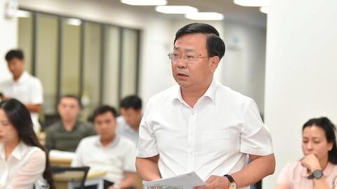 Hà Nội xem xét hỗ trợ kinh phí phục vụ người dân đến Hội chợ Mùa Thu 2025