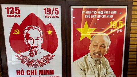 Tiếp nhận tài liệu, ảnh và tranh về Chủ tịch Hồ Chí Minh