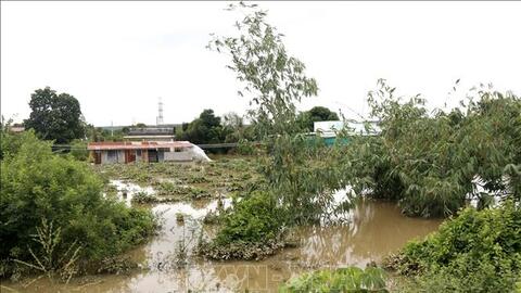 Mưa lũ và sạt lở đất làm 21 người chết và mất tích