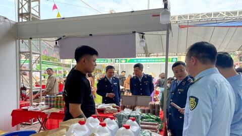 Bắc Ninh: Duy trì giám sát thị trường, bảo đảm an toàn Lễ hội trái cây