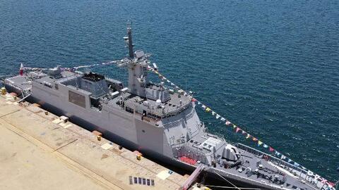 Philippines mua thêm tàu khu trục từ Hàn Quốc