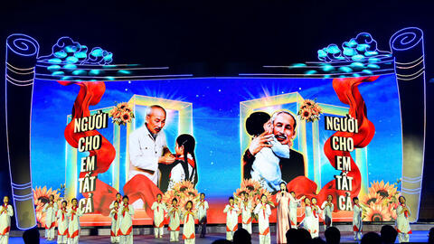 Chủ tịch Hà Nội nhắn nhủ giới trẻ trước cuộc cách mạng tri thức