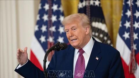 Mỹ tăng thuế với các nước cấp dầu cho Cuba, dọa áp thuế 50% lên máy bay Canada