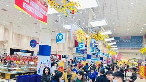 Quảng Trị siết chặt an toàn thực phẩm dịp Tết: Kiểm soát từ thị trường đến bàn ăn