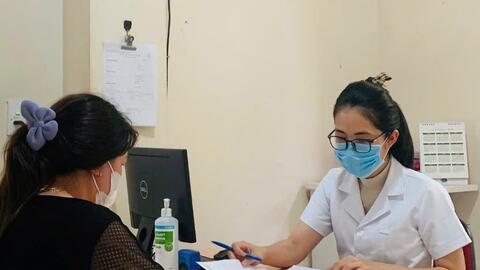 Nữ bác sĩ sản khoa được ghép tim thành công, tiếp tục hành trình cứu người