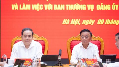 Bộ Chính trị kiểm tra, giám sát với Ban Thường vụ Đảng ủy các Cơ quan Đảng Trung ương