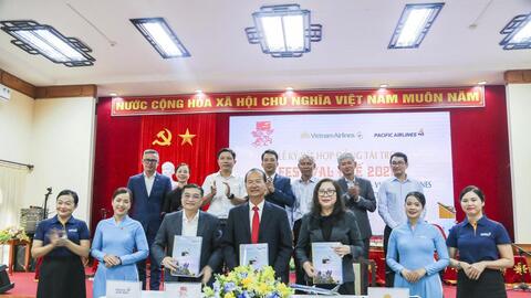 Vietnam Airlines và Pacific Airlines là “Nhà vận chuyển chính thức” của Festival Huế 2026