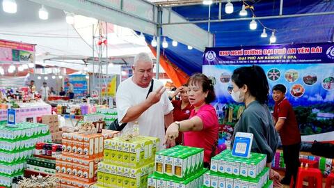 Hải Phòng: Sôi động hội chợ thương mại, du lịch, thủy sản Cát Bà 2026